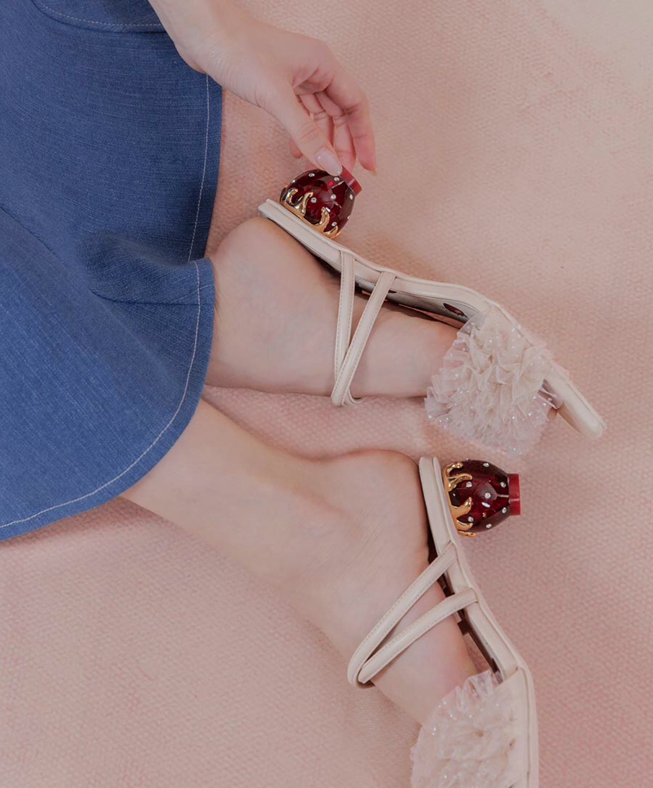 ランダ RANDA【ストロベリーヒールフリルミュールサンダル】–ショップ