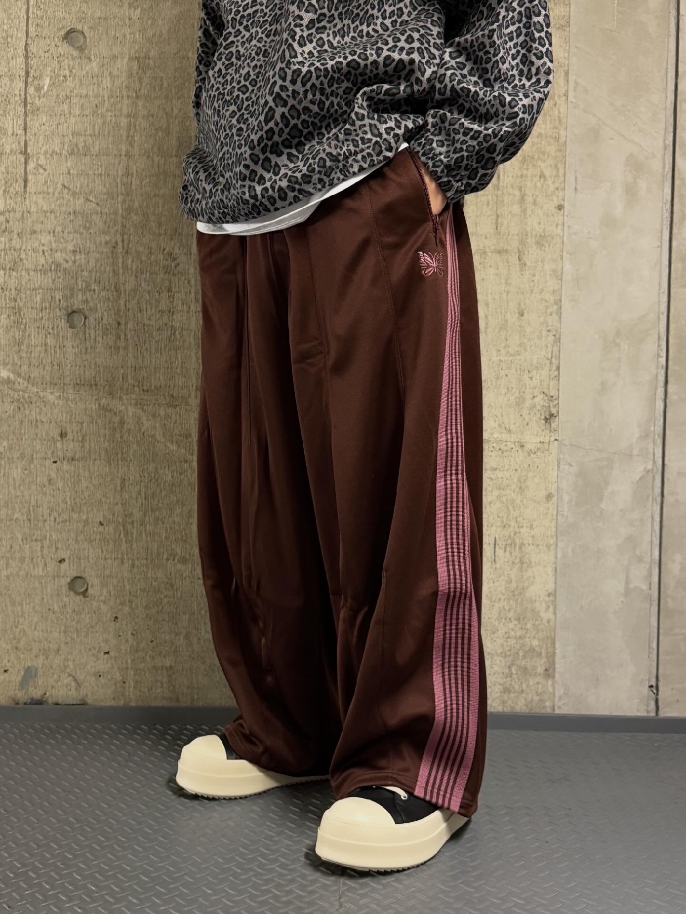 ビーバー Needles【H.D. Track Pant - Poly Smooth】–ショップニュース