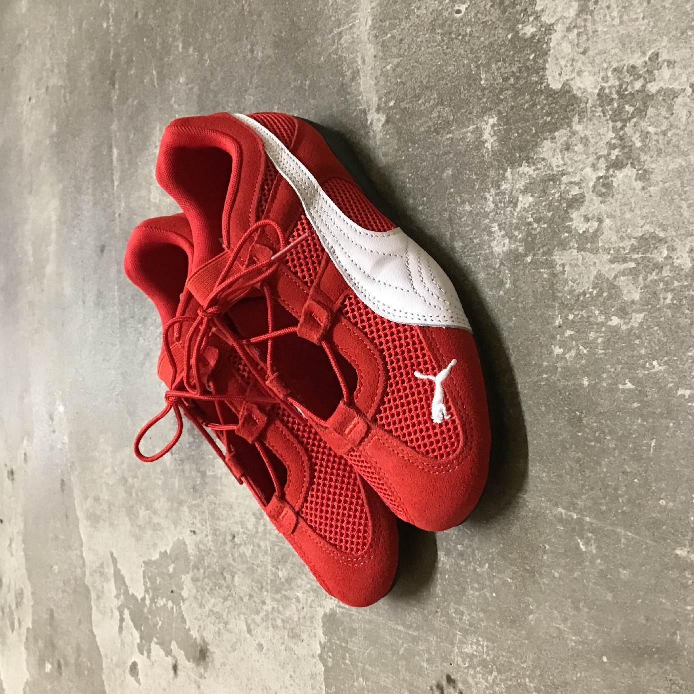 PUMA レッド スニーカー メッシュ リファーレ メッシュタイプのPUMAスピードキャット①–ショップニュース