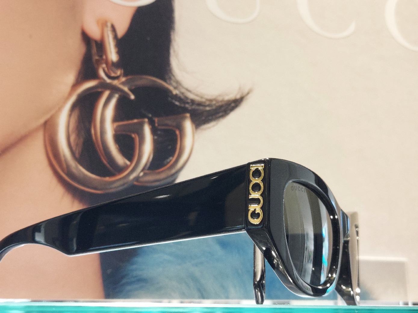 GUCCI GG0435SA ブラックサングラス ルネッテリア GUCCIの最新サングラス！–ショップニュース–札幌