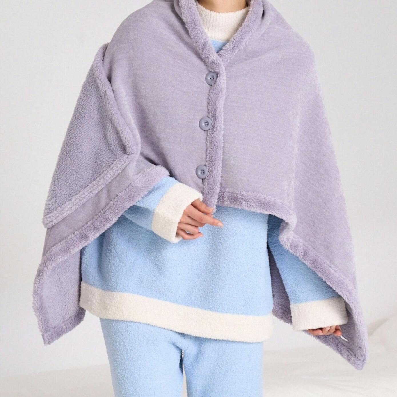 フランフラン 冬のギフトにもおすすめ♪4WAYポンチョのご紹介