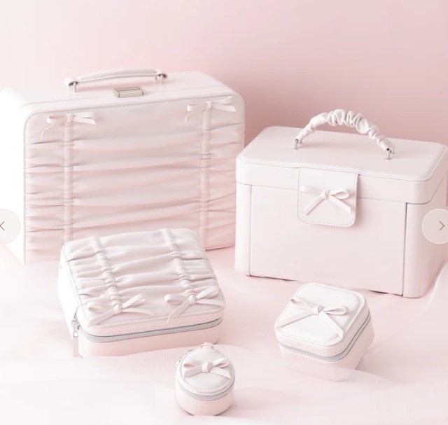 【定価9900円】Francfranc フランフラン メイクボックス コスメ エンボス コスメボックス ピンク | Francfranc（フランフラン）公式