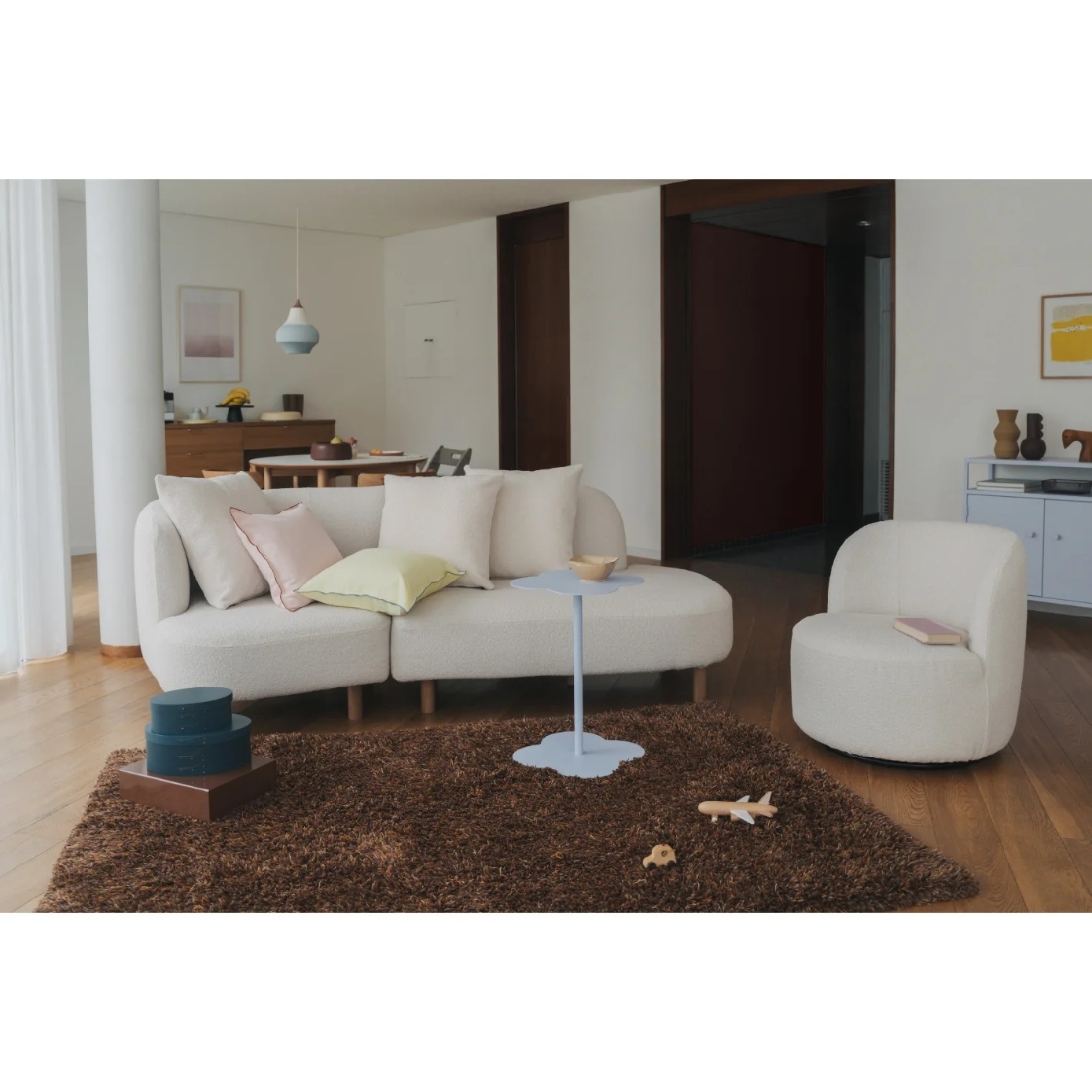 ean Dufy、CALECHES~BOIS、海外版超希少レゾネ、新品額付 ウニコ 【新商品】LUNOM（ルノム）ソファをご紹介–ショップニュース