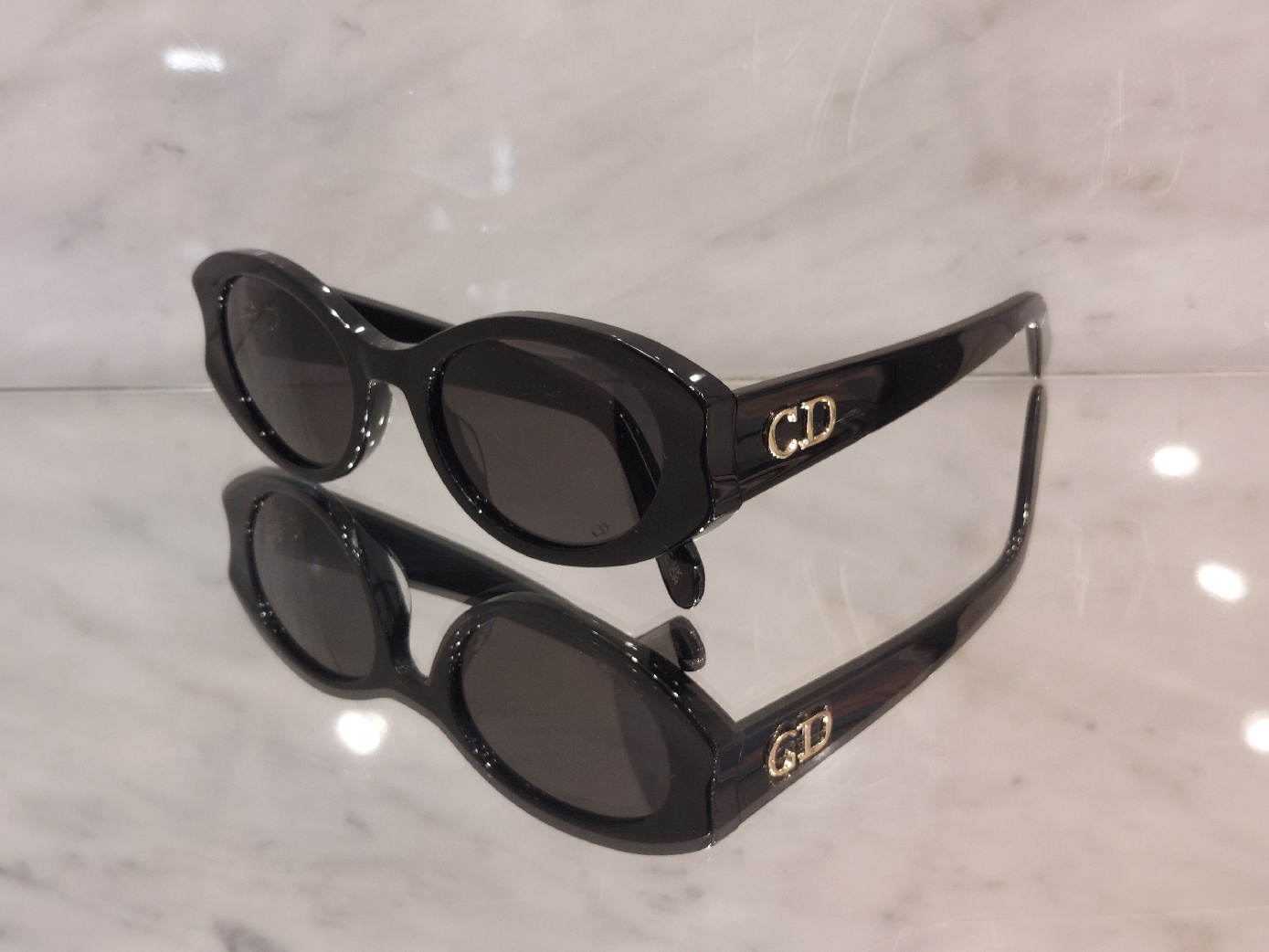 美品　Dior サングラス　STAR LIGHT リムレス　ティアドロップ ルネッテリア DIORサングラス！②–ショップニュース–札幌ステラプレイス